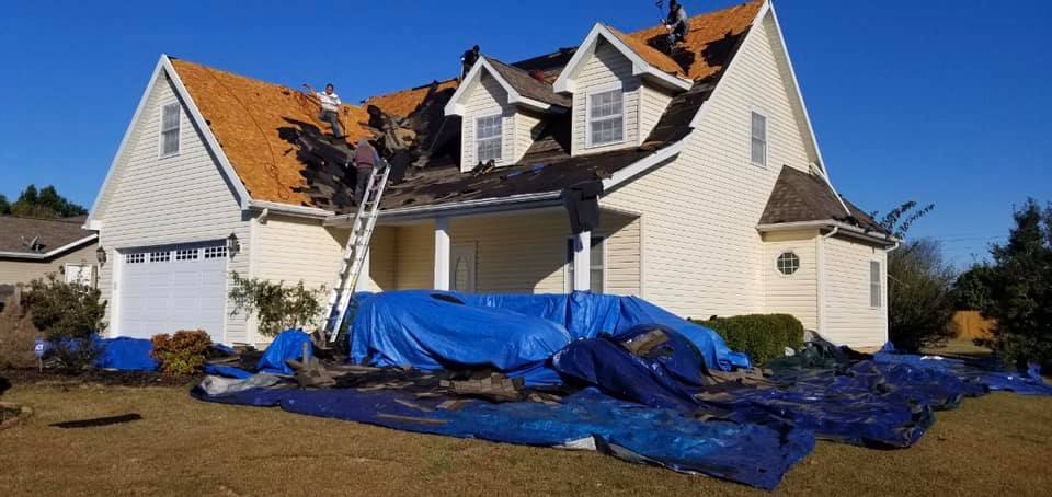 Dover roofers working